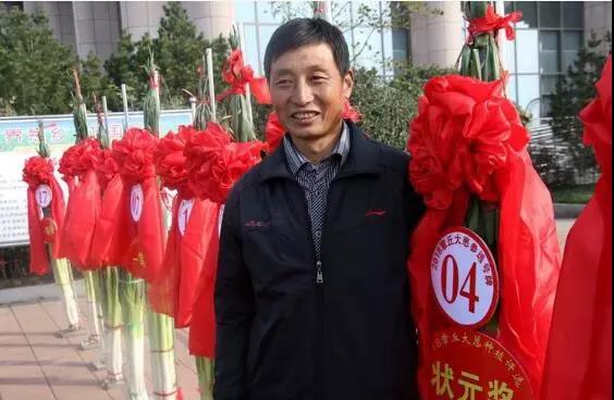 他摘得8次“蔥王”， 擔心技術“后繼無人”，且“蔥王”商標被搶注！